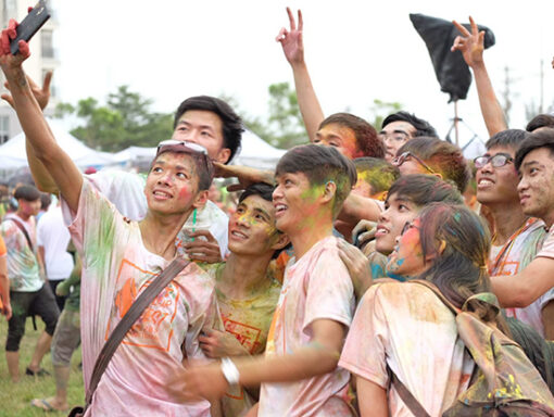 fpt-color-fest-fpt-software-80-1604-7140-1566017566