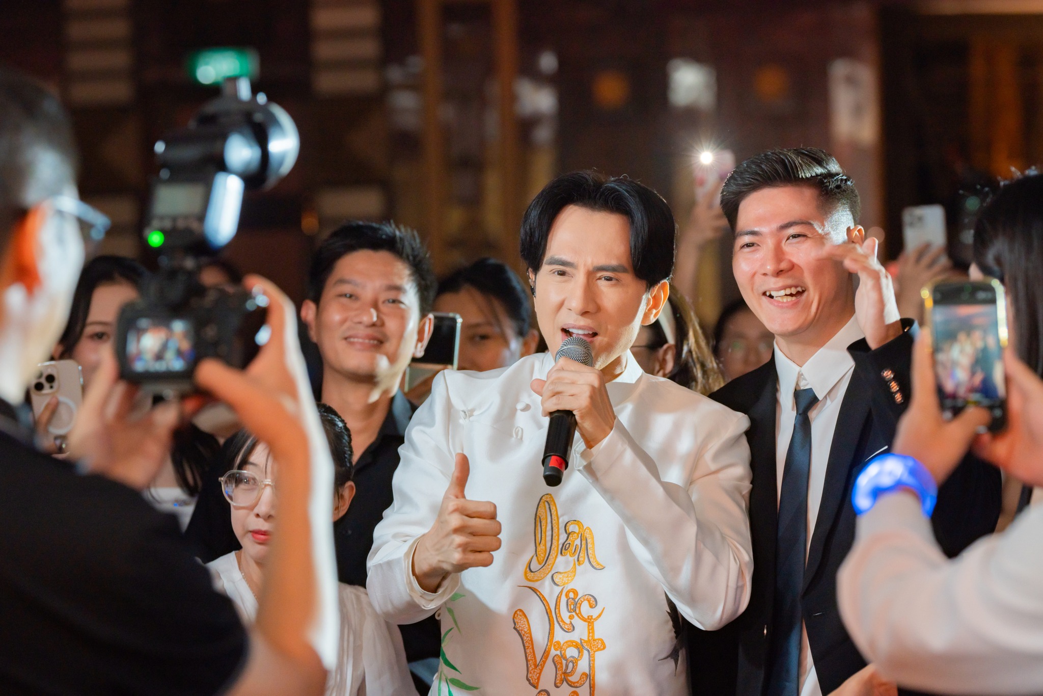 trải nghiệm sự kiện cao cấp